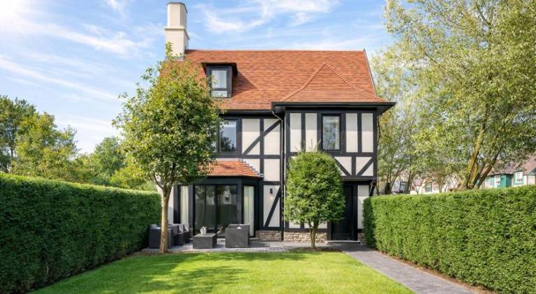 Vacation home with yard in Knokke-Heist