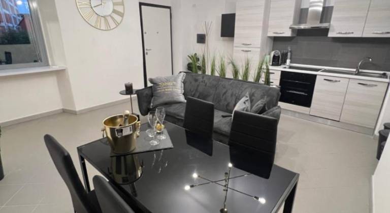 Apartment with private pool, sauna & jacuzzi | Perfect for remote work | Pets allowed — photo 3
