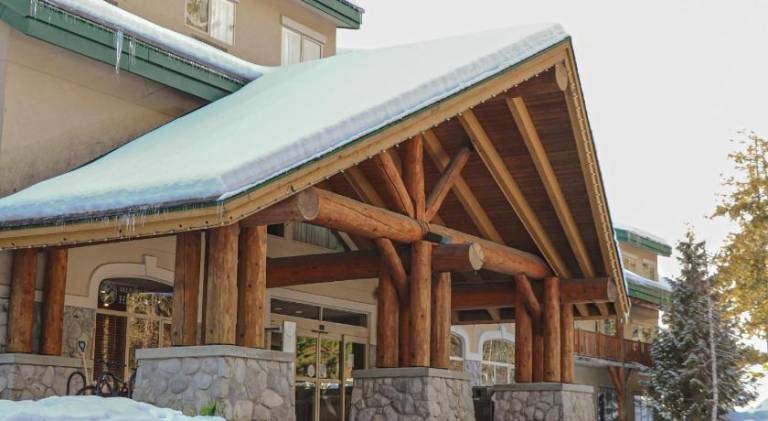 Coast Hillcrest Hotel