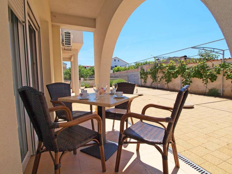 Ferienwohnung Pirovac