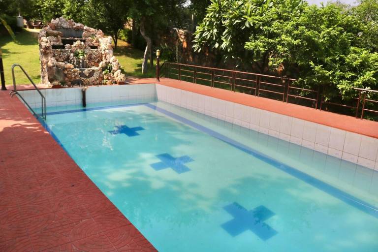 Villa with grill, yard & pool | Good for workation — photo 5