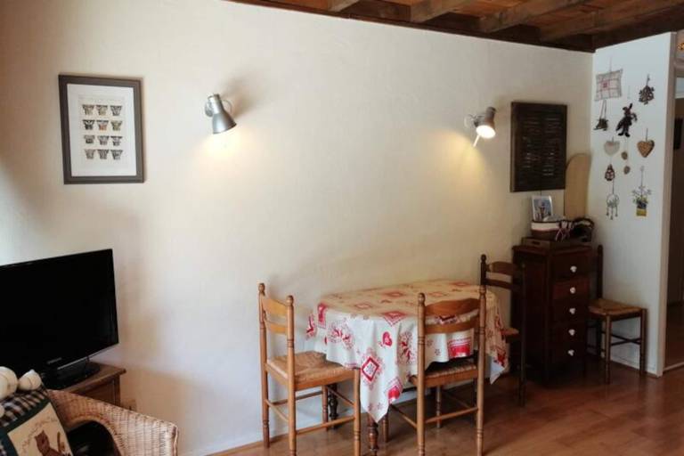 Holiday apartment with patio | Next to the ski | Dogs allowed — photo 2