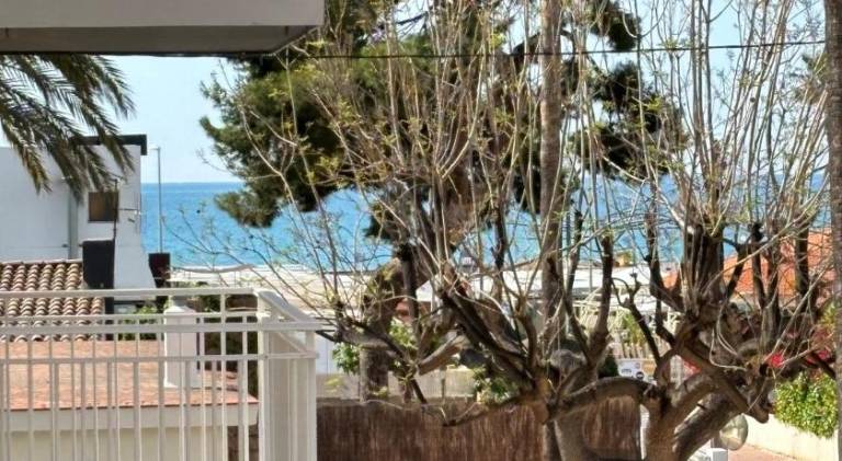 Rental apartment with terrace & private pool in Benicassim