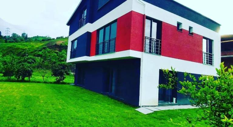 Fully equipped pleasant villa with jacuzzi, terrace & garden | Pet-friendly in Ardesen