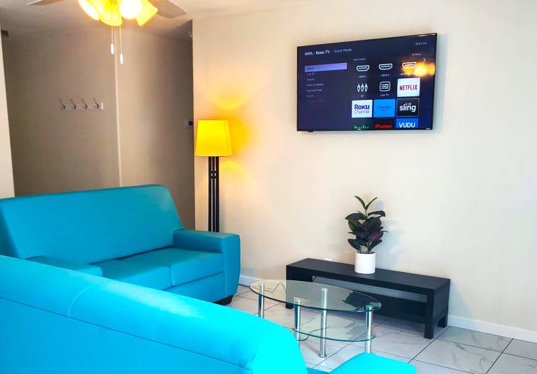 Family-friendly vacation home | City view | Pets are welcome — photo 4