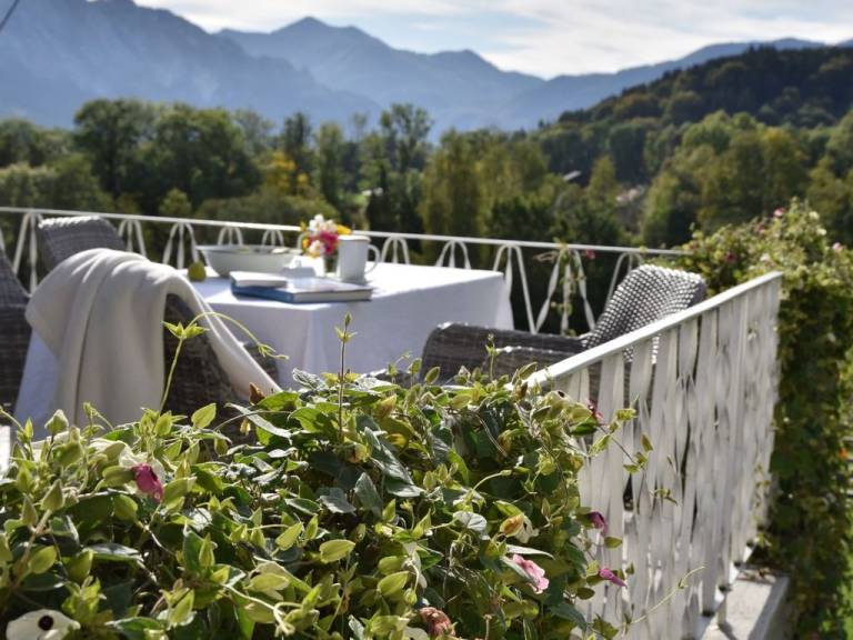 Ferienwohnung in Nußdorf am Attersee,  für max. 2 Gäste - Hunde willkommen