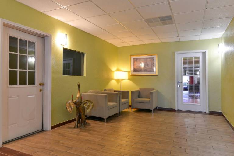 Red Roof Inn Chambersburg — photo 3