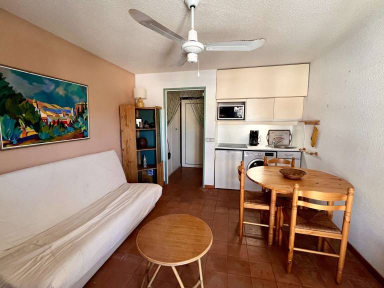 Cozy Studio in Cavalaire-sur-Mer, Steps from Beach, Parking Included — photo 4