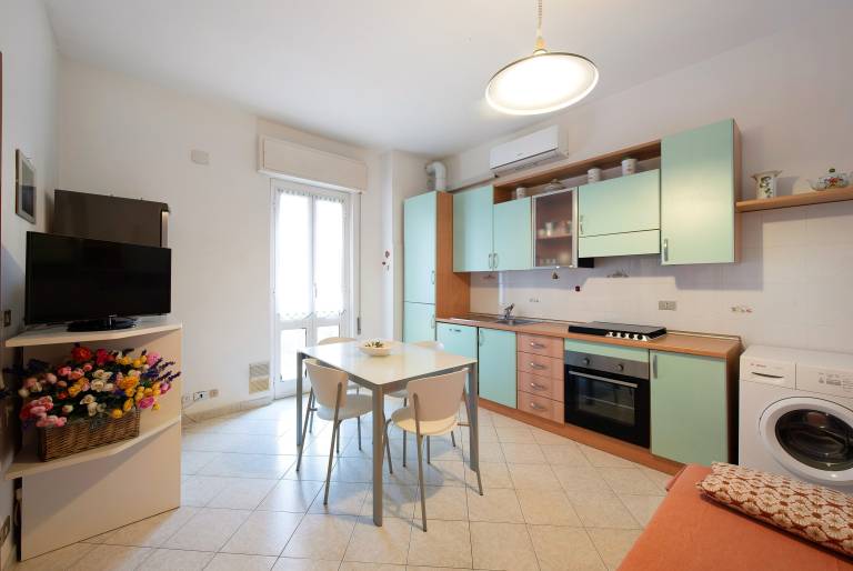 Holiday apartment with terrace — photo 3