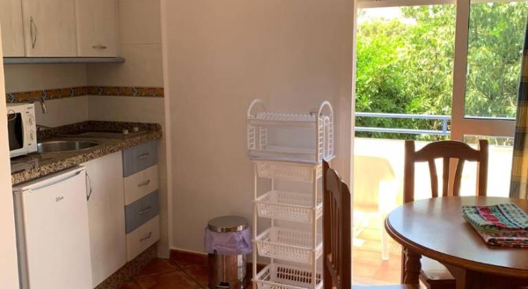 Holiday apartment with patio — photo 5