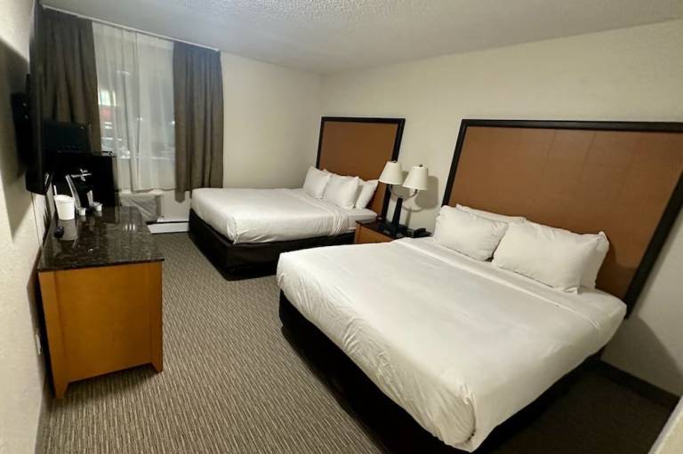 Anavada Inn & Suites Grande Prairie