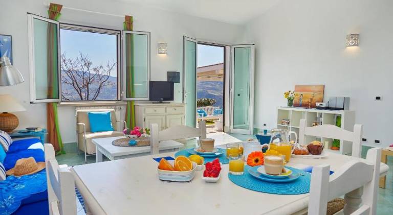 Lovely villa with pool | Pets are welcome — photo 3