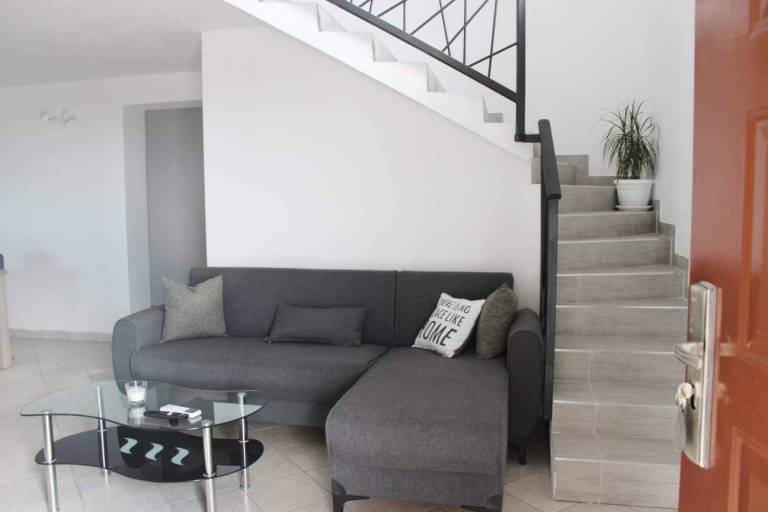 Two bedroom house with terrace and sea view Supetar, Brač (K-25125) — photo 3
