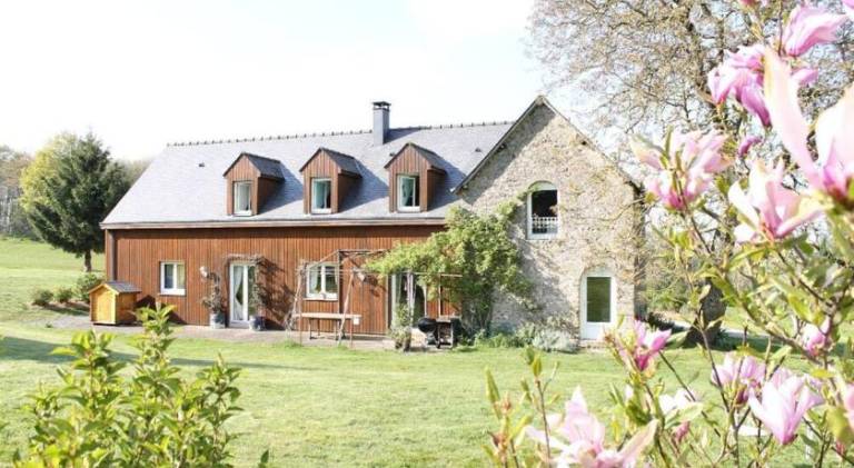 House with pool | Pets are welcome in Mayenne