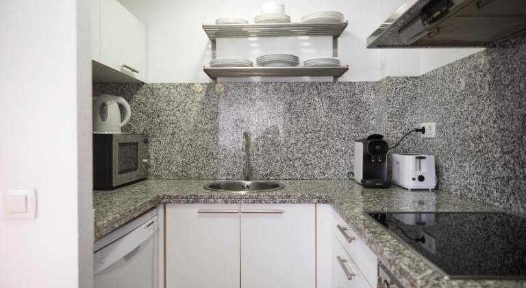 Holiday apartment | Near Casa Milà — photo 5