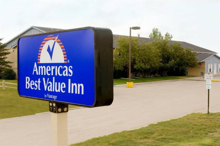 Americas Best Value Inn Laramie — photo 3