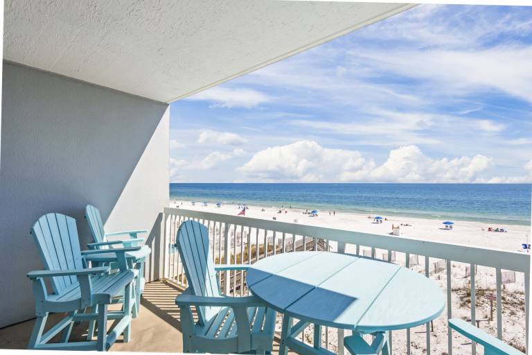 Dog friendly beachfront condo with sunset view — photo 2