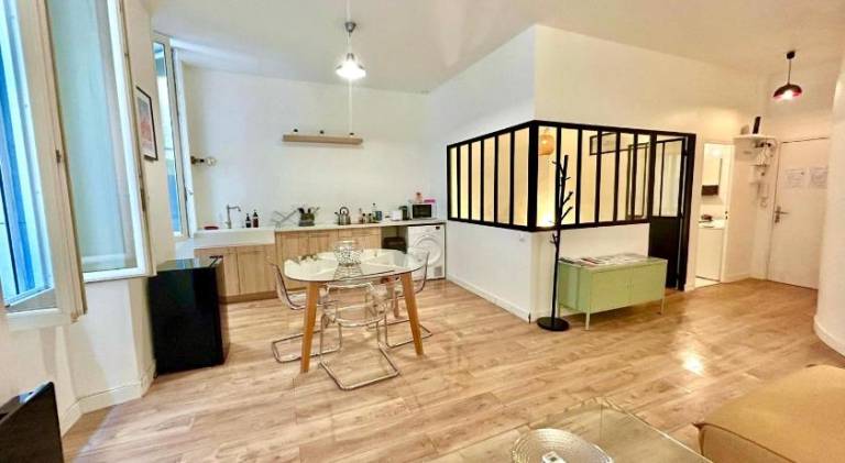Chez Marie et Romain- appartement de charme au cœur de la Joliette proche Panier centre ville in Marseille