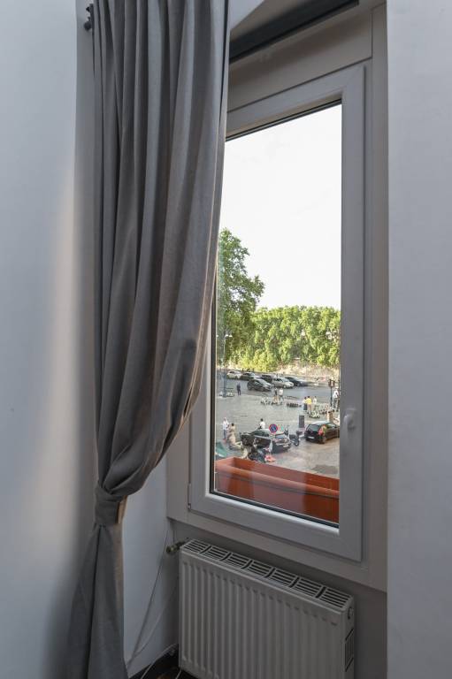 Gorgeous Trastevere Loft On The River — photo 5