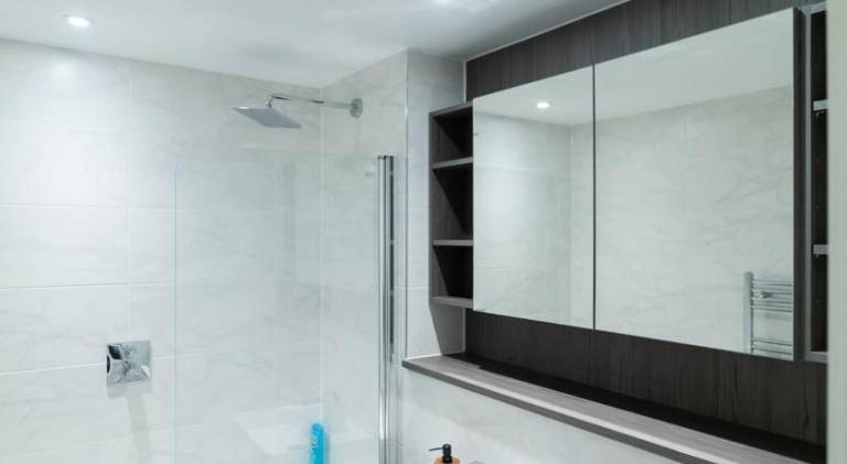 High Rise Apartment in City Centre with Stunning Views — photo 2