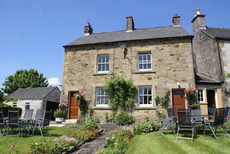 Cottage Alstonefield