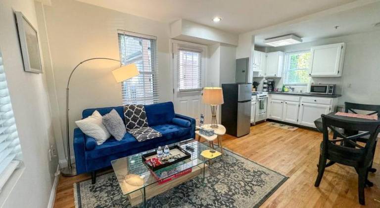 Pleasant holiday apartment | Perfect for remote work | Pets are welcome in Cambridge, ON