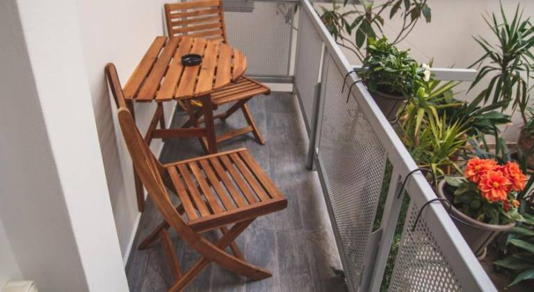 Holiday apartment with hot tub, yard & patio | Near Acropolis Museum — photo 4