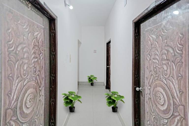 Hotel O Rabi Niwas