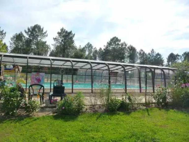 Camping-Unterkunft Messanges
