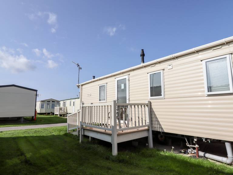 Cottage | Beach view — photo 2