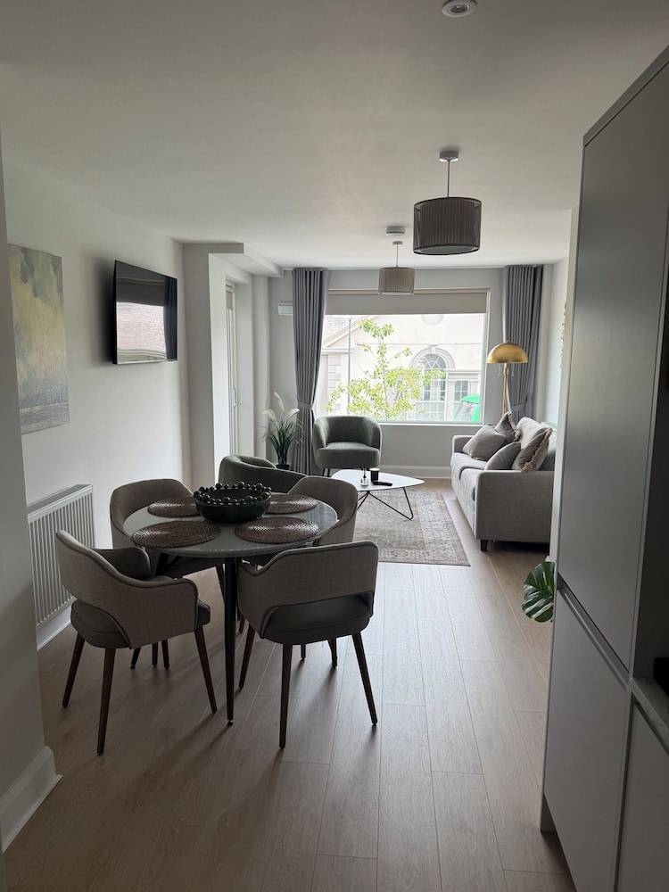 Apartment Bray