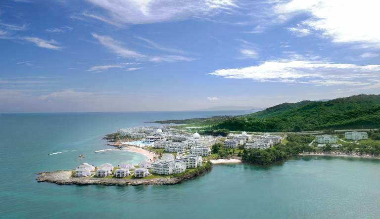The Signature Level at Grand Palladium Lady Hamilton Resort & Spa All Inclusive
