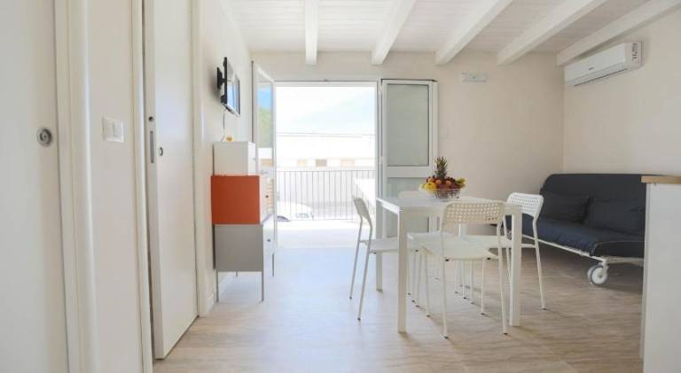 Vacation home with pool, yard & patio | Pet-friendly — photo 2