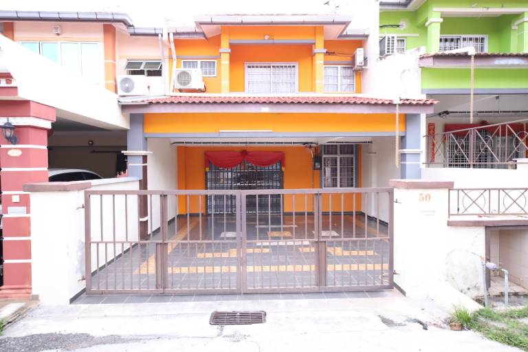 OYO Homes 90575 CK Bahau Homestay