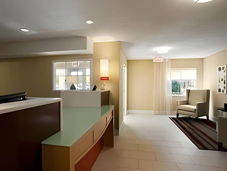 MainStay Suites Chicago Hoffman Estates — photo 5