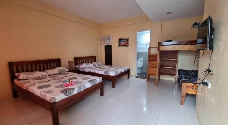 Sea Breeze Beach Resort — photo 2