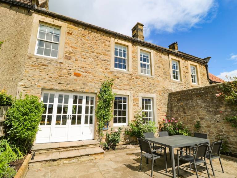 House Ovington