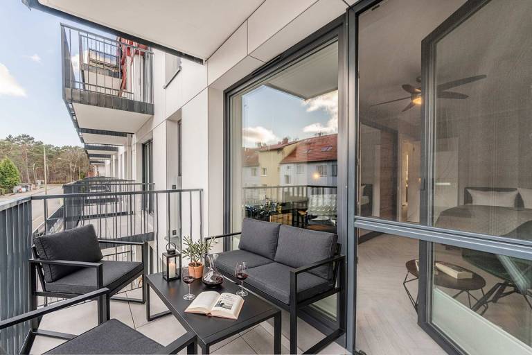 Moderne Ferienwohnung Sun & Sea mit Balkon, nahe Sandstrand und Zentrum — photo 2