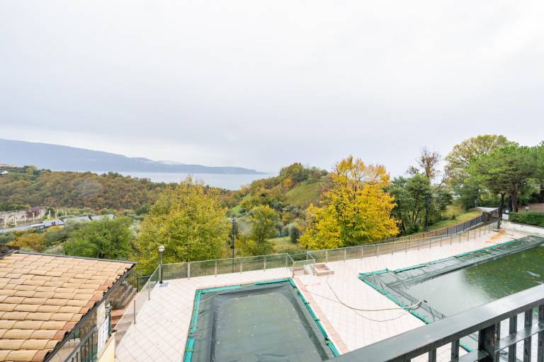 Nice rental apartment with pool, yard & barbecue | Pets are welcome — photo 2