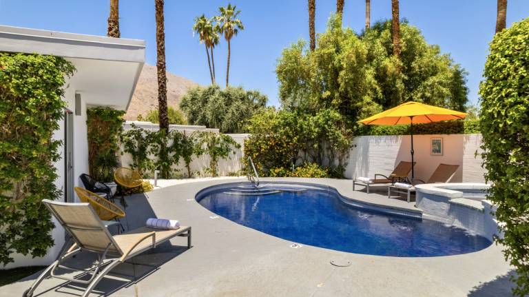 Child-friendly lovely house with barbeque, jacuzzi & private pool | Mountain view | Good for workation | Dogs allowed — photo 3