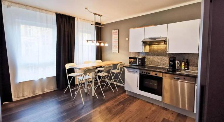 Holiday apartment with patio | Pet-friendly — photo 2