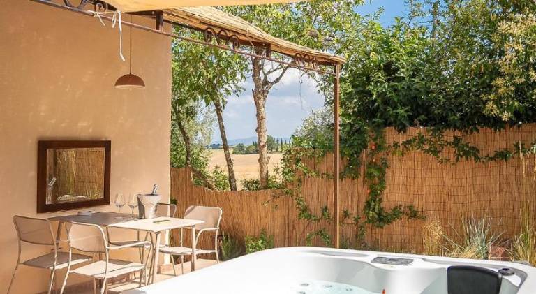 Nice house with jacuzzi | Pet-friendly — photo 3