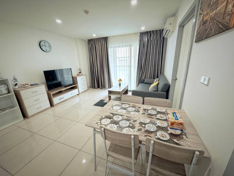 Phra Tamnak Hill Apartments — photo 4