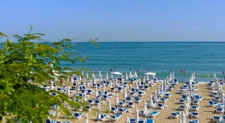 Holiday apartment with private pool — photo 4