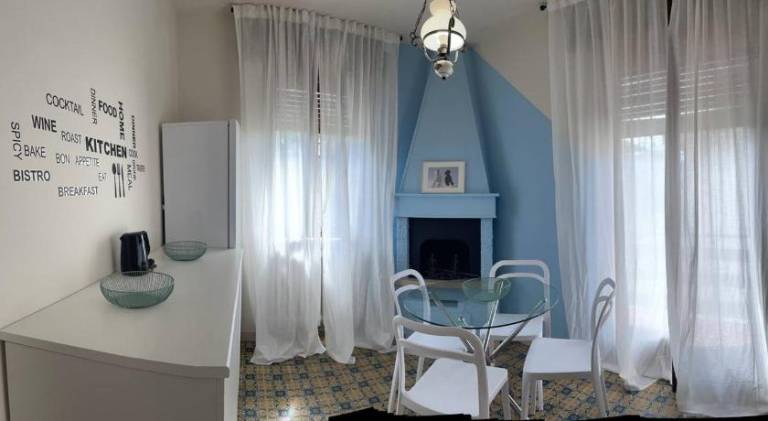 Big villa with hot tub, garden & patio | Close to the beach | Pets are welcome — photo 4