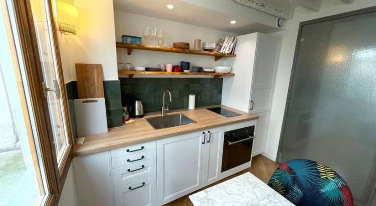 Apartment | Next to Sacré-Cœur | Pets are welcome — photo 4