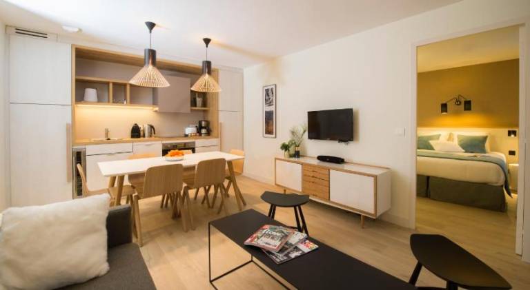 Serviced apartment with terrace & yard | Close to the ski | Pets are welcome — photo 2