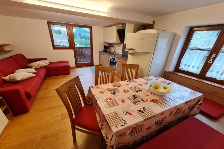 Holiday apartment with 2 rooms for 6 persons — photo 2