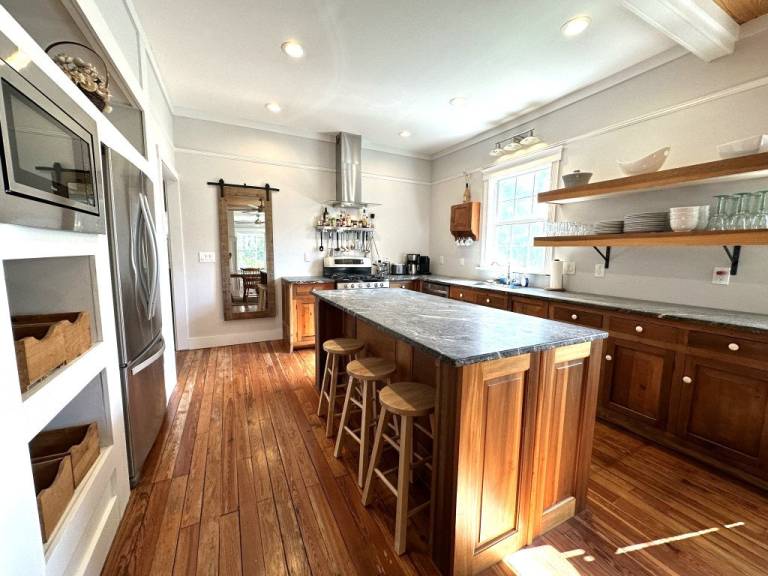 Renovated 1920 Craftman - Historic DT 2 Blocks – Vilano Beach only 3Mi — photo 4