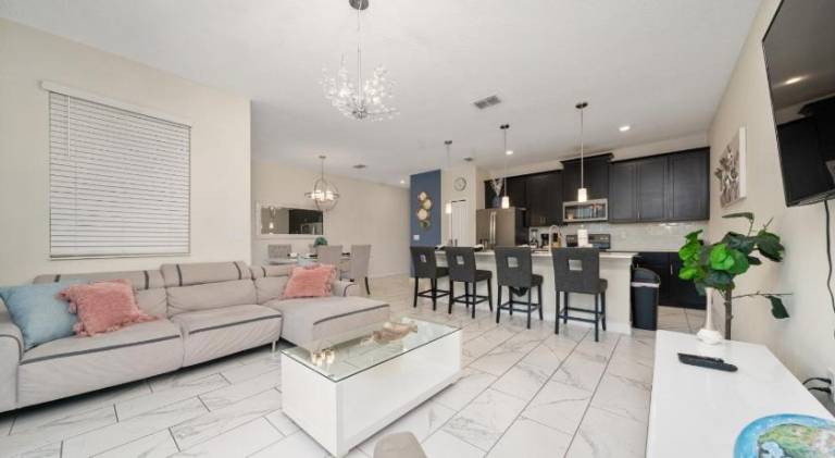 Ample house with pool | Pet-friendly — photo 5